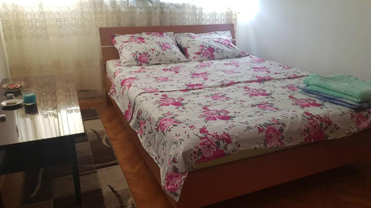 Baston Rent Apartman Podgorica Kültér fotó
